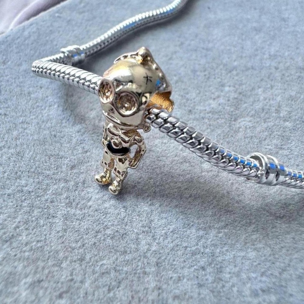 Star Wars C-3PO Droid Charm Gold Tone fits PANDORA - Picture 6 of 6